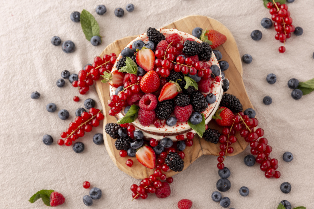 delicious-cake-with-forest-fruits-composition.jpg